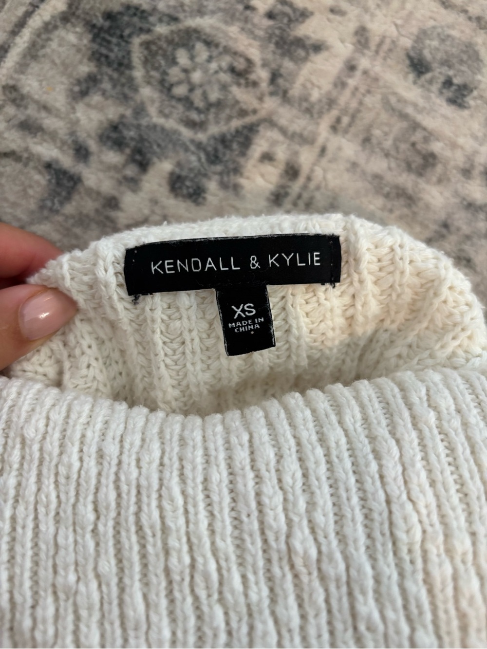 Kendall & Kylie Cream Ribbed Turtleneck Sweater - Picture 4 of 4